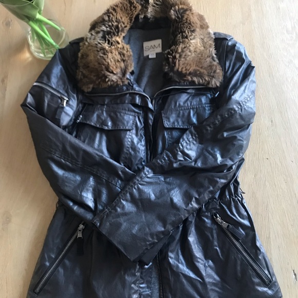 SAM. Jacket/vest, short, real rabbit fur collar - Picture 4 of 8